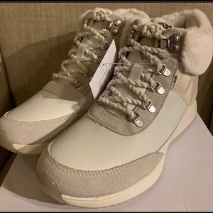 TOMS Limited Edition Star Wars Leia 6.5